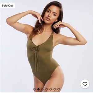 Savage X Fenty Tops - Bodysuit Savage X Fenti by Rihanna Savage X Fenty Tops - Bodysuit Savage X Fenti by Rihanna